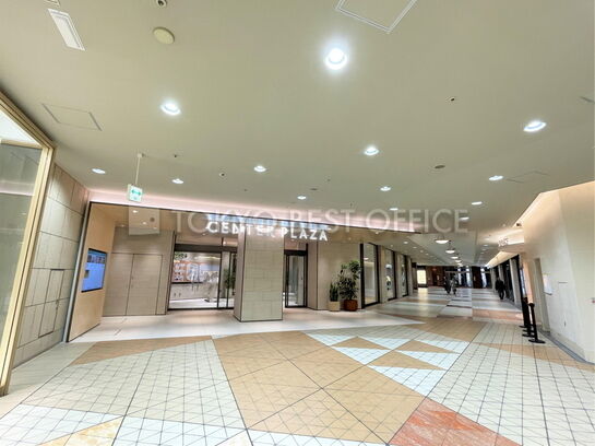 地下1階 入口付近