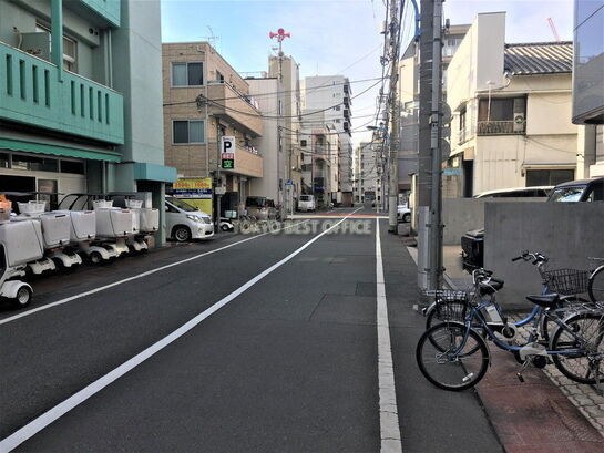 ビル周辺風景①