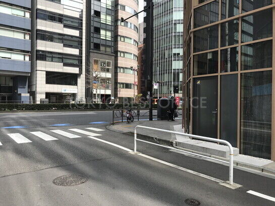 ビル周辺風景②