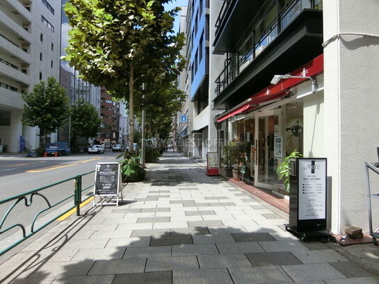 ビル周辺風景②