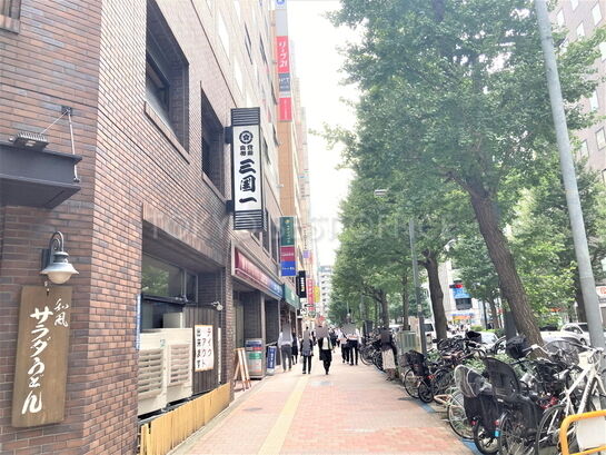 ビル周辺風景③