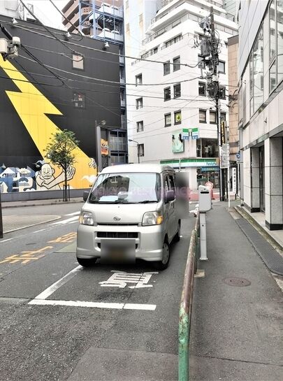 ビル周辺風景①