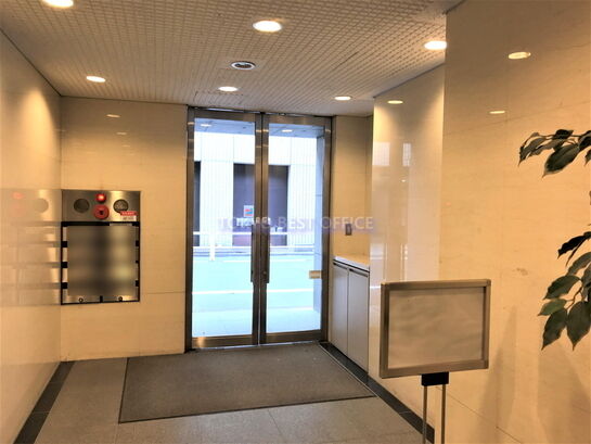 エントランスホール②