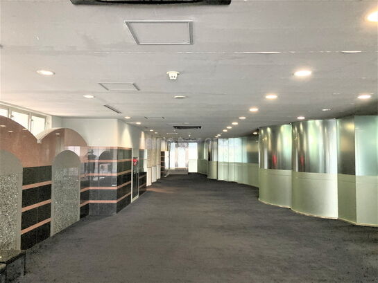 エントランスホール④