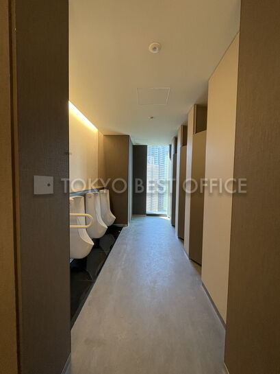 16階 男性お手洗い