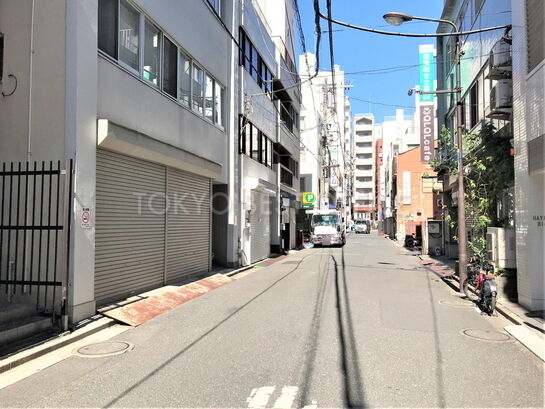 ビル周辺風景②