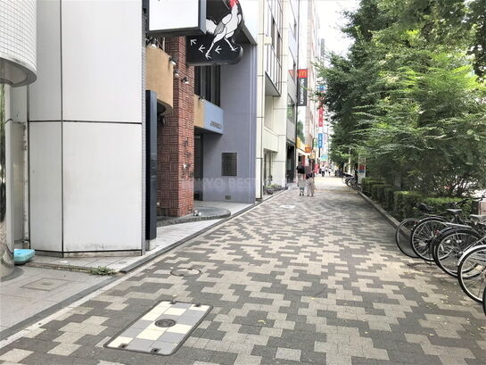 ビル周辺風景②