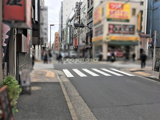 ビル周辺風景②