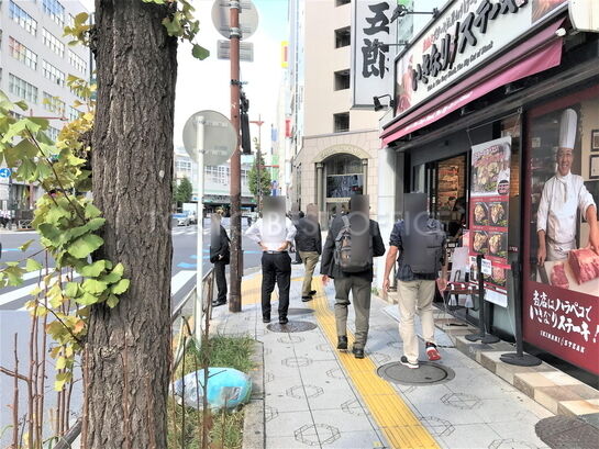 ビル周辺風景②