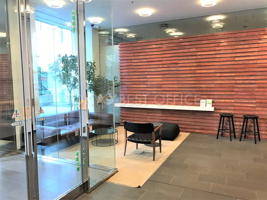 エントランスホール①