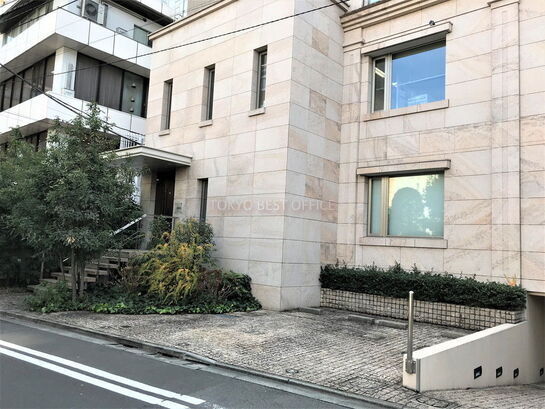 ビルエントランス①