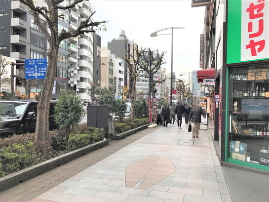ビル周辺風景②
