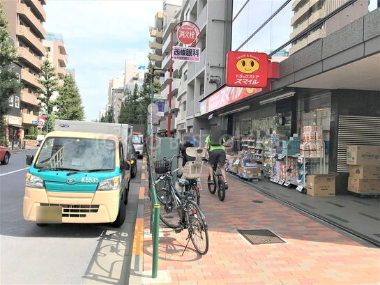 ビル周辺風景②