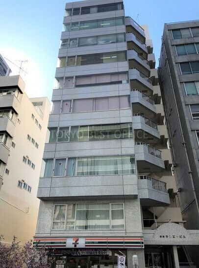 新宿サンエービル外観①