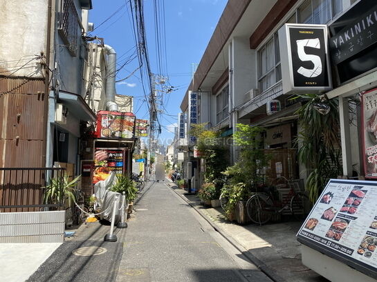 ビル周辺風景②