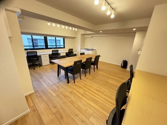 リニューアル前室内写真