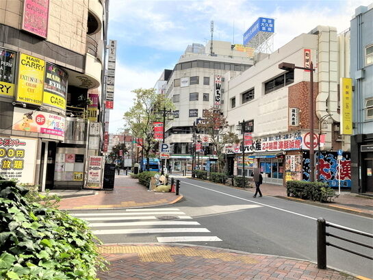 ビル周辺風景①