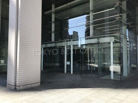 ビルエントランス①