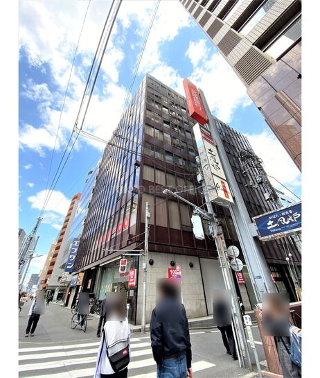 新宿ロイヤルビル外観③