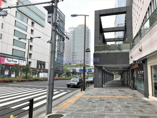 ビル周辺風景⑤