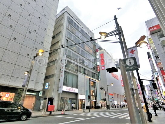 新宿高野第2ビル外観②