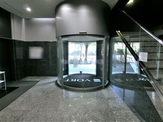 エントランスホール③