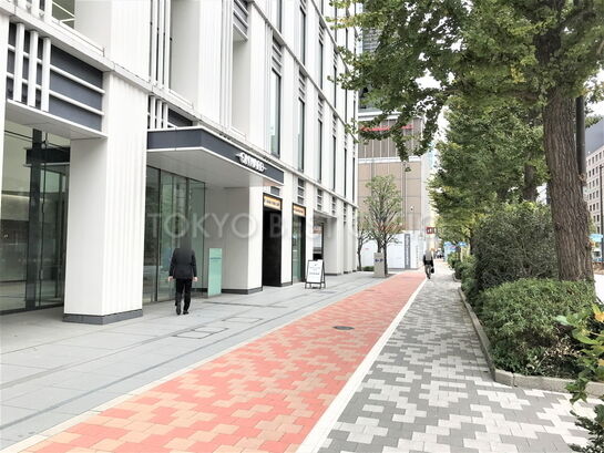 ビル周辺風景②