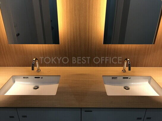 女性用トイレ③