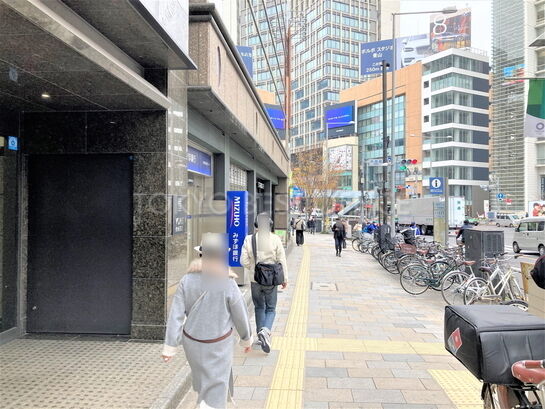 ビル周辺風景①