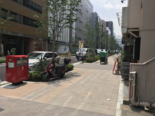 ビル周辺風景④