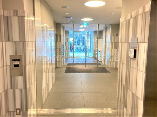 エントランスホール②