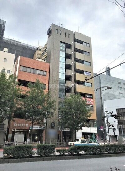 芳賀書店ビル外観②