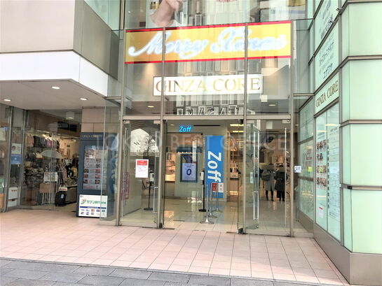 ビルエントランス①