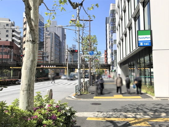 ビル周辺風景②