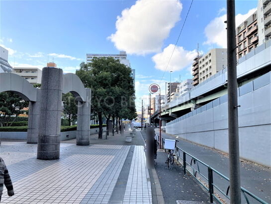 ビル周辺風景②