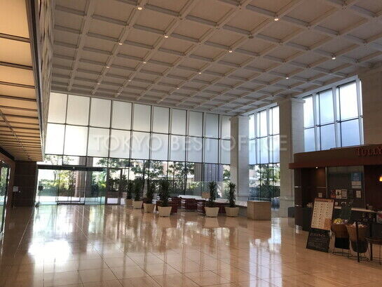 エントランスホール①