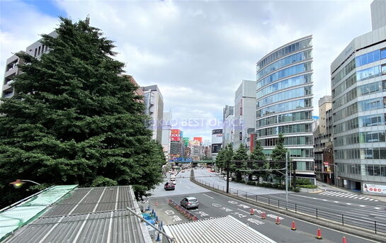 ビル周辺風景④