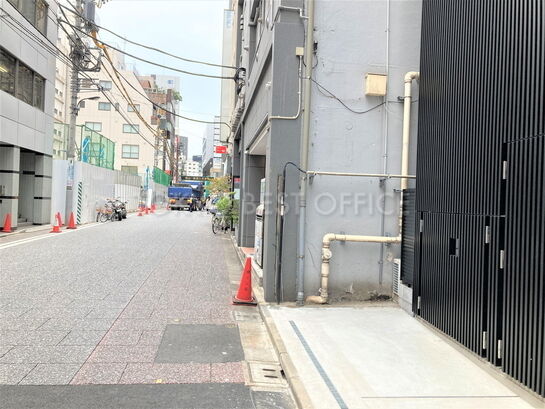 ビル周辺風景①