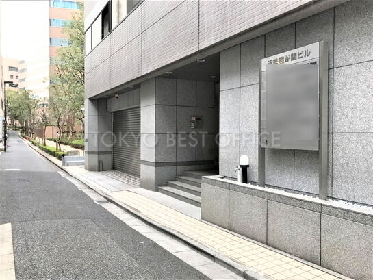 ビル周辺風景①