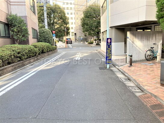 ビル周辺風景③