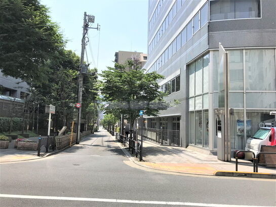 ビル周辺風景③