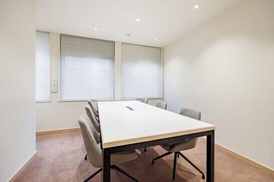 7F ミーティングルーム