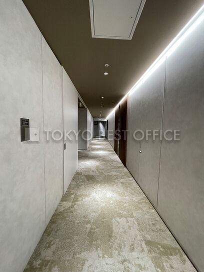 11F プレミアムフロア 共用廊下