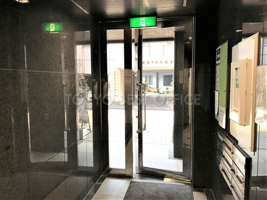 エントランスホール