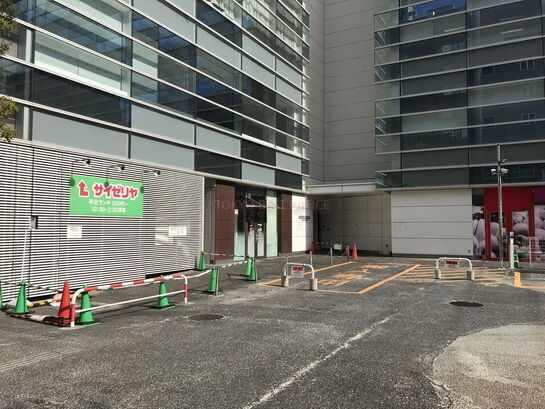 ビル周辺風景②