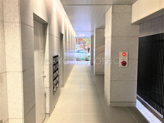 エントランスホール