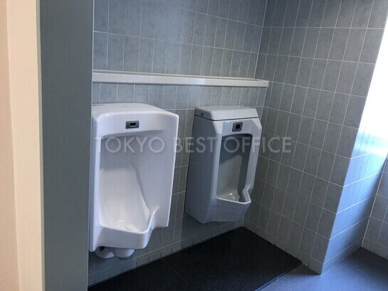 男性用トイレ②
