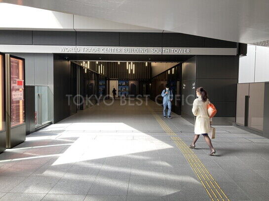 ビルエントランス①