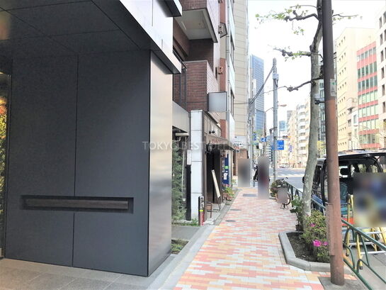 ビル周辺風景①