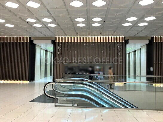 エントランスホール①